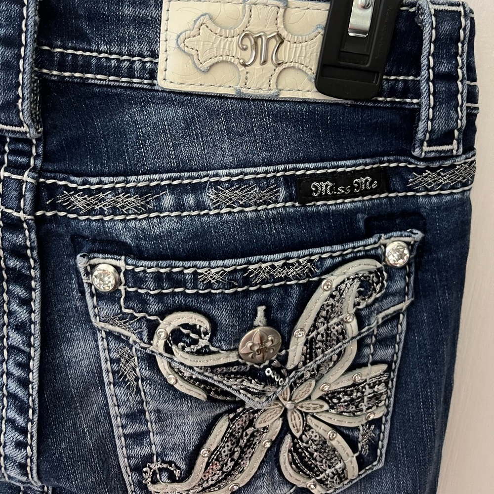 Miss Me straight leg jeans